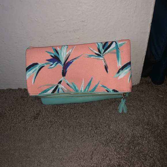 Rachel Pally Aqua and Peach Clutch - Picture 3 of 13